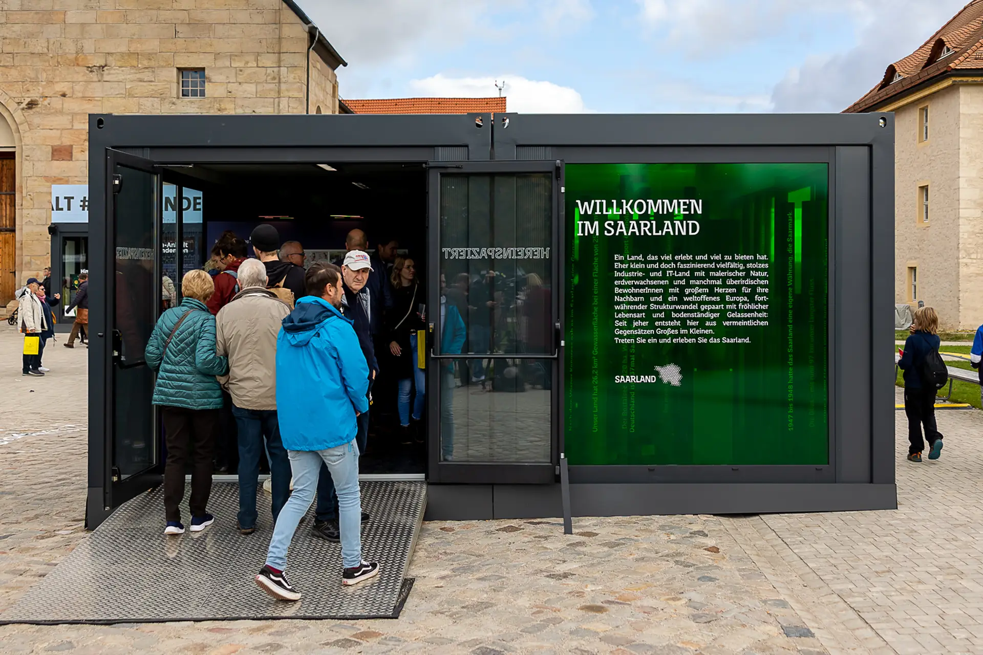 diemerschweig_tde22_04 Szenografie und Messeauftritt des Saarland Cubes auf der EinheitsEXPO 2022